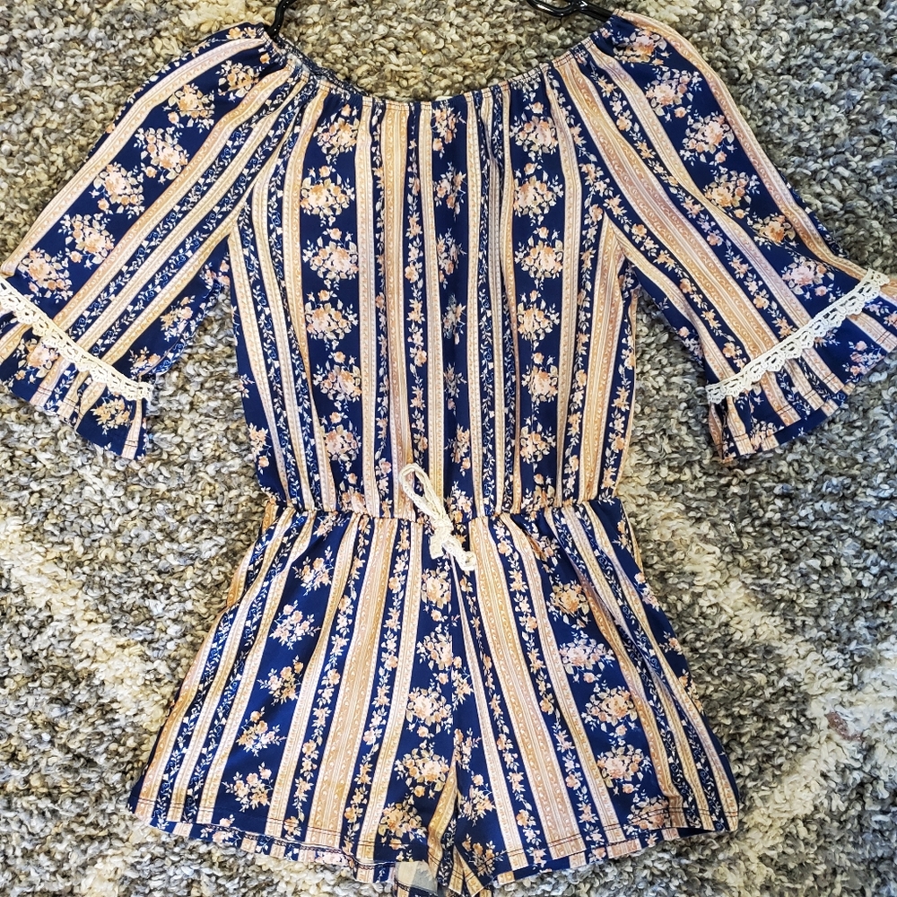 Euc Girls romper size 10
